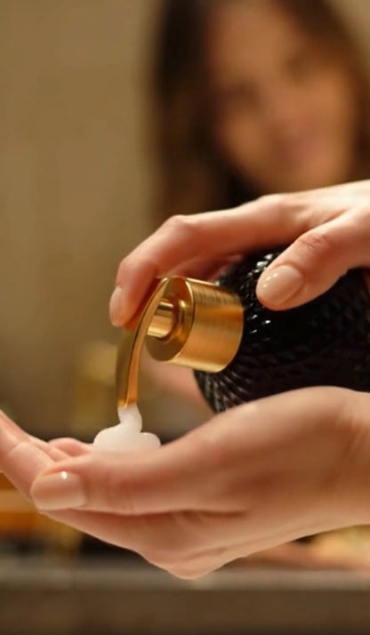 Vivian GRAY Wonderful oriental Woods video