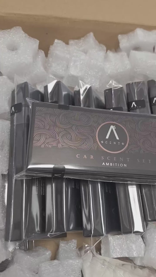 ASScents kvapų rinkinys automobiliui Ambition. Natūralios odos kortelė+10 ml purškiklis